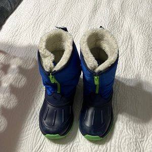 Boys snow boots size 1 big kids